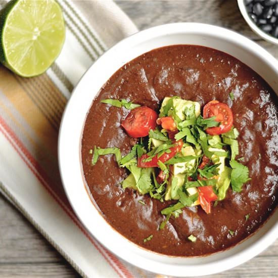Slow Cooker Chipotle Black Bean Soup