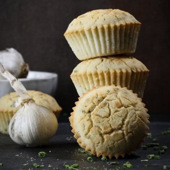 Garlic and Chive Dinner Muffins