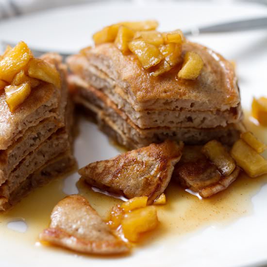 Apple Cinnamon Pancakes