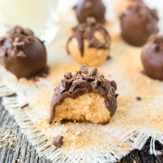 Chocolate Covered Cheesecake Bites