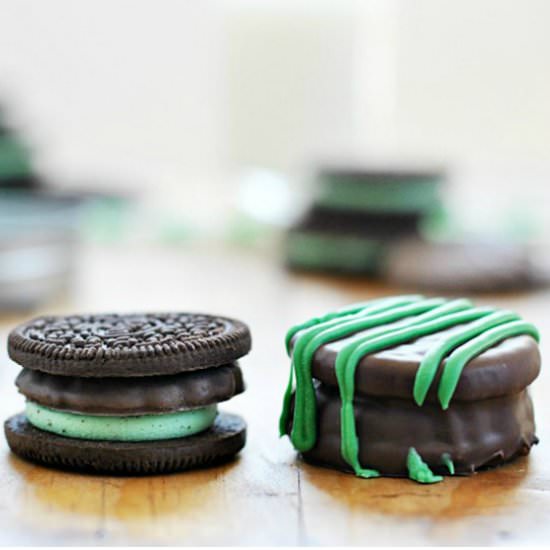 Thin Mint Stuffed Oreos