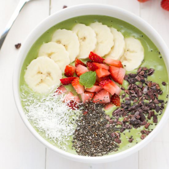 Matcha Green Tea Smoothie Bowl