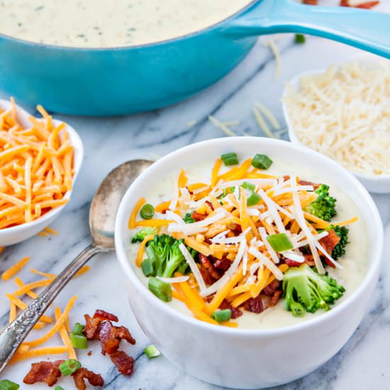Easy Loaded Baked Potato Soup