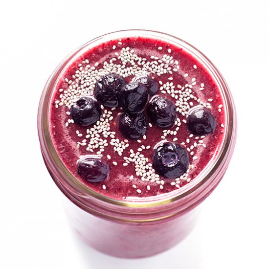 Cherry Wild Blueberry Chia Smoothie