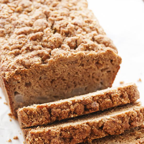Pear Bread with Streusel Topping
