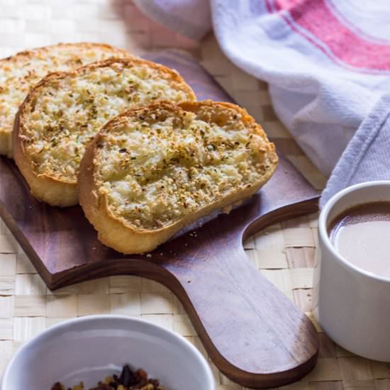 Restaurant Style Garlic Breads