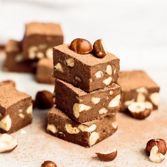 Raw Vegan Nutella Fudge