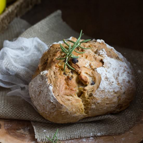 Rosemary and Apple Soda Bread