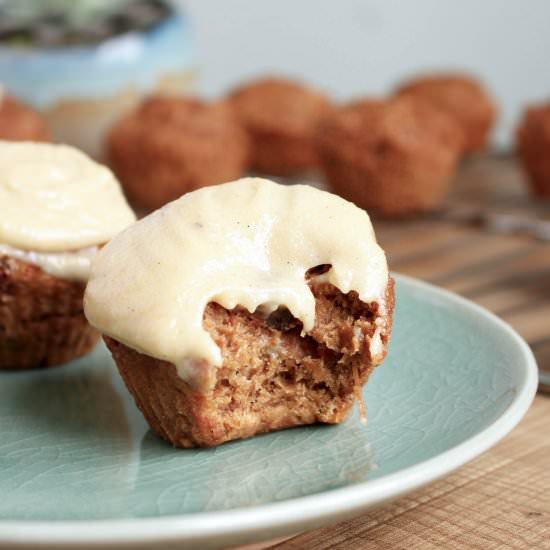 Vegan Carrot Cake Cupcakes