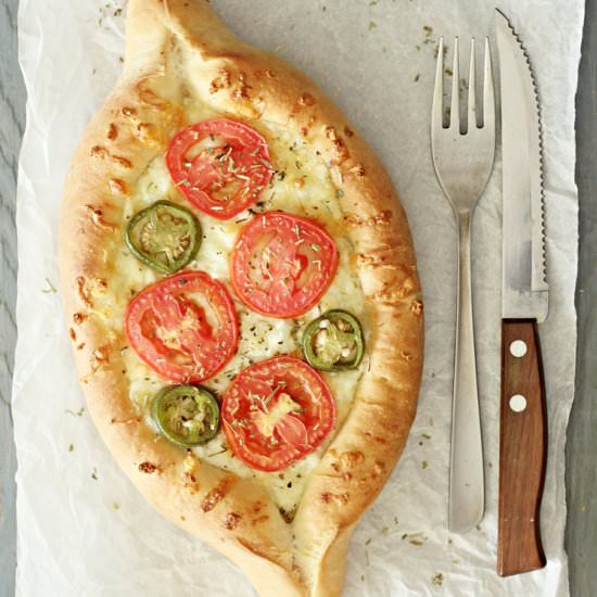Acharuli/ Adjaruli Khachapuri
