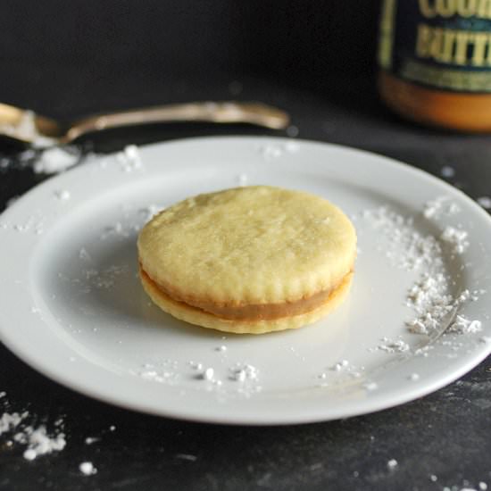 Cookie Butter Cookie Sandwich