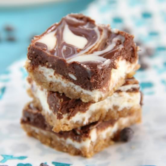 Skinny Marble Cheesecake Bars