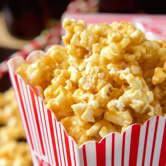 Easy Caramel Popcorn