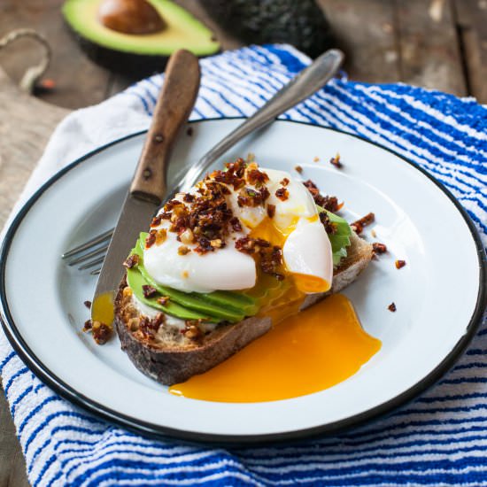 Poached Egg with Sun-Dried Tomatoes