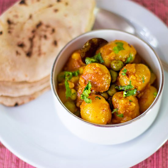 Bengali style Dum Aloo
