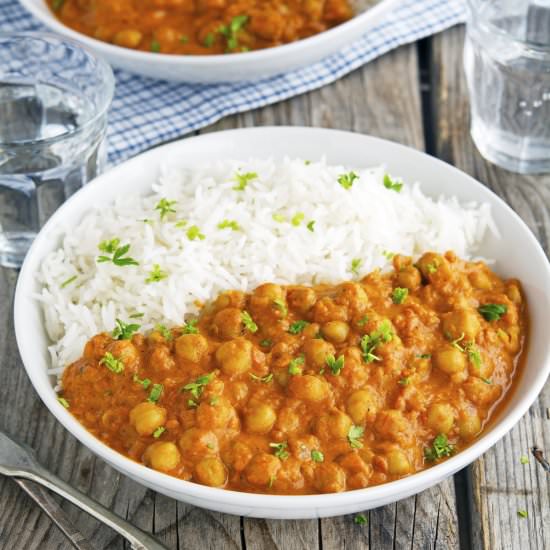 (Vegan) Easy Chickpea Tikka Masala