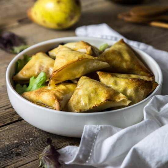 Cheese and Pears Samosa