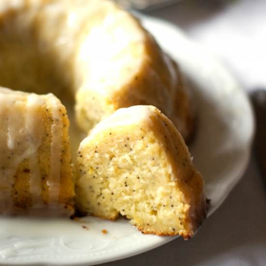 Yogurt, Lemon and Poppy Seed Bundt