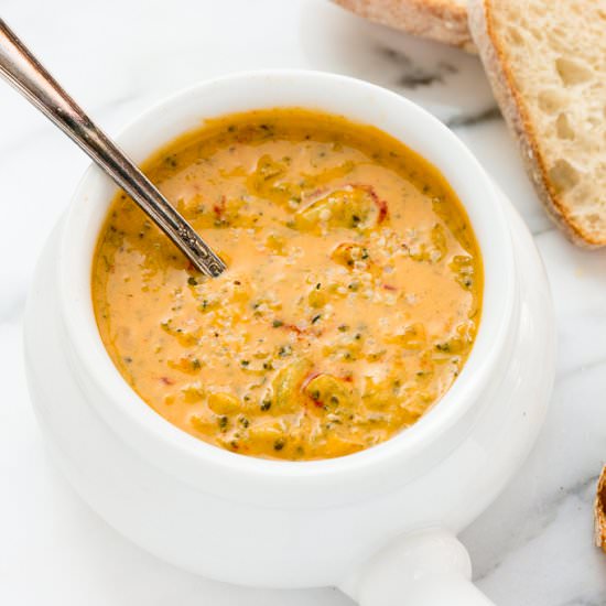 Vegan Broccoli Cheese Soup