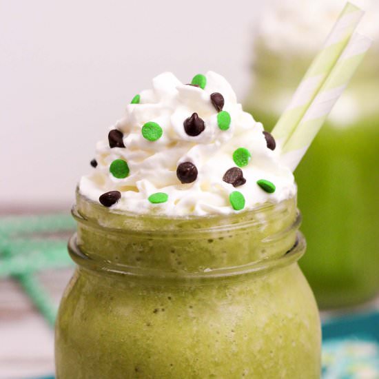 Skinny & Healthy Shamrock Shake