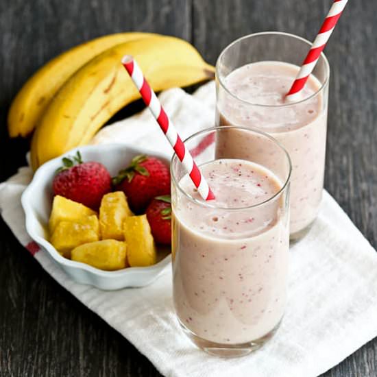 Pineapple Strawberry Smoothie