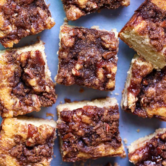 Streusel-Jam Coffee Cake