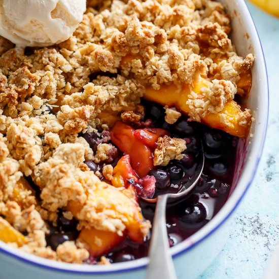 Easy Mango Blueberry Crumble