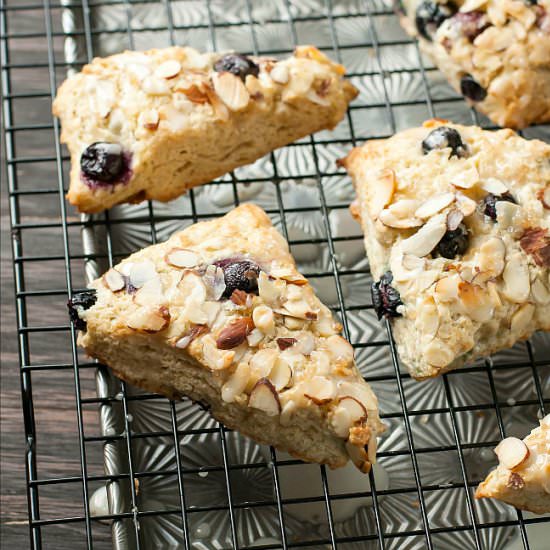 Fluffy Almond Blueberry Scones