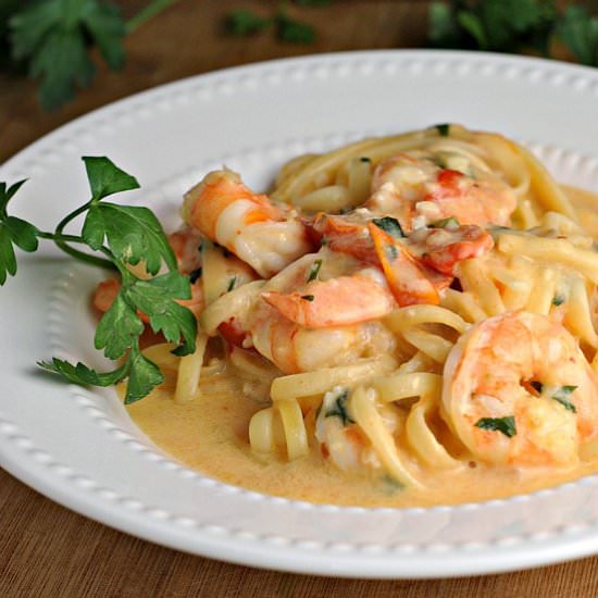 Garlicky Linguine and Shrimp