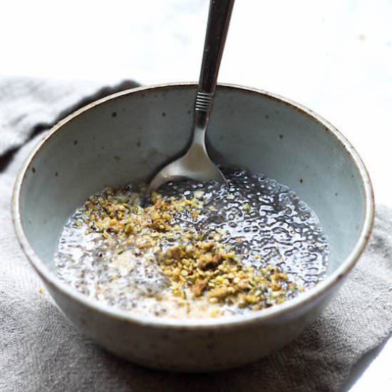 Creamy Cashew Chia Pudding (V + GF)