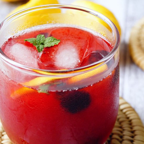 Berry lemonade