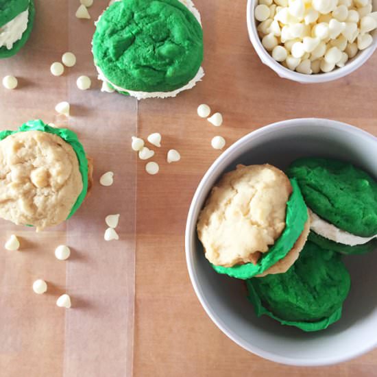 St. Patrick’s Day Sandwich Cookies