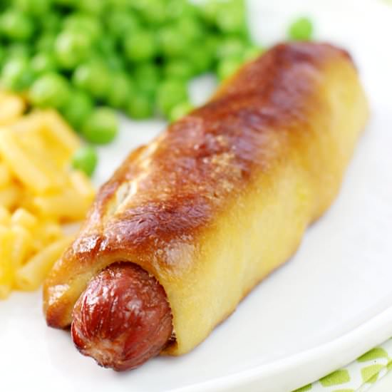 Easy Pretzel Dogs