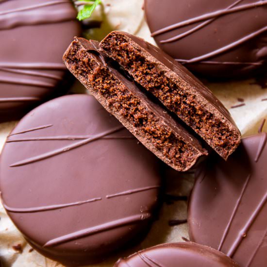 Homemade Thin Mint Cookies
