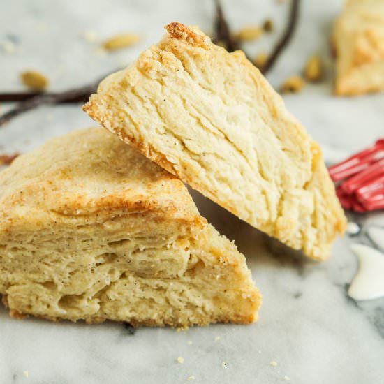 Cardamom Vanilla Cream Scones