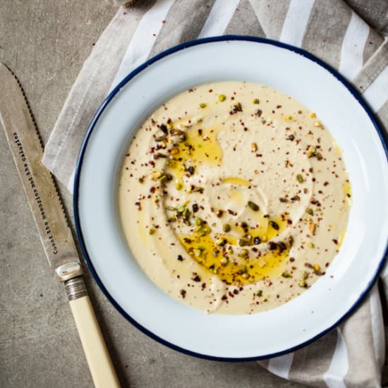 Super Creamy Hummus
