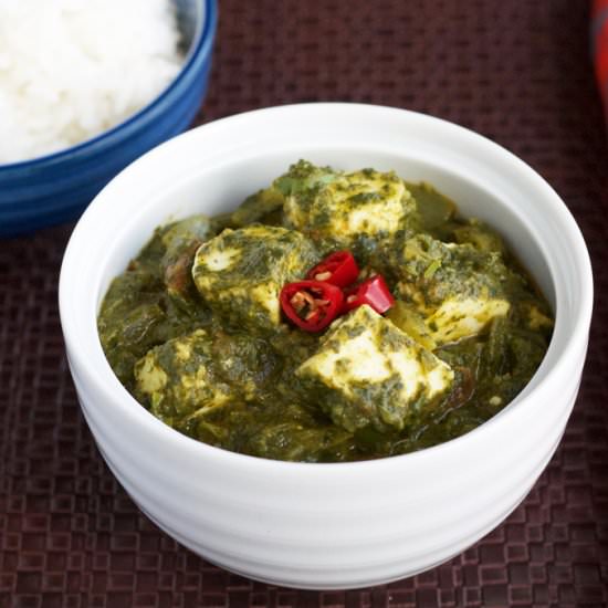 Palak Paneer (Spinach and Cheese Cubes)