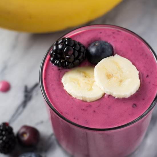 Berry Pomegranate Smoothie