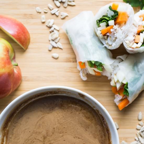 Salad Rolls with Walnut Sauce