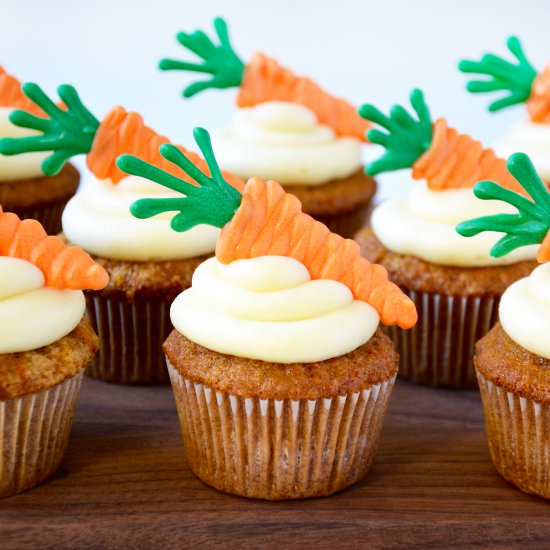 Carrot Cupcakes and Frosting