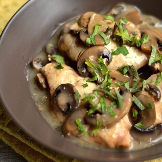 Slow Cooker Chicken Marsala