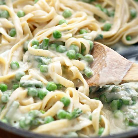 Vegan Alfredo with Asparagus & Peas
