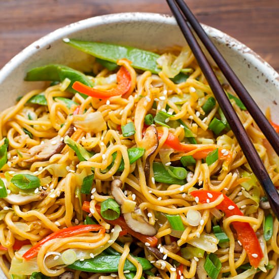 Vegetable Ramen Stir Fry