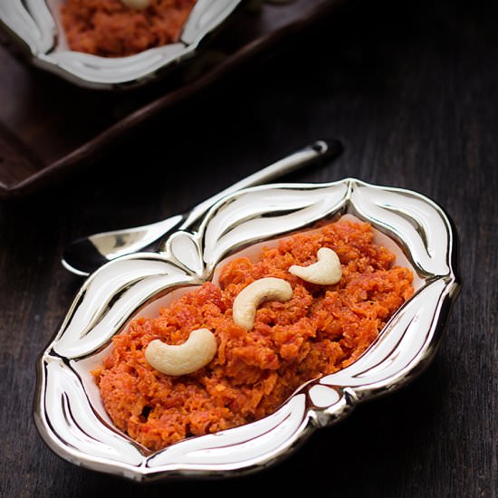 Gajar Ka Halwa (Carrot Halwa)