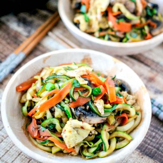 One Pot Spicy Thai Zoodles