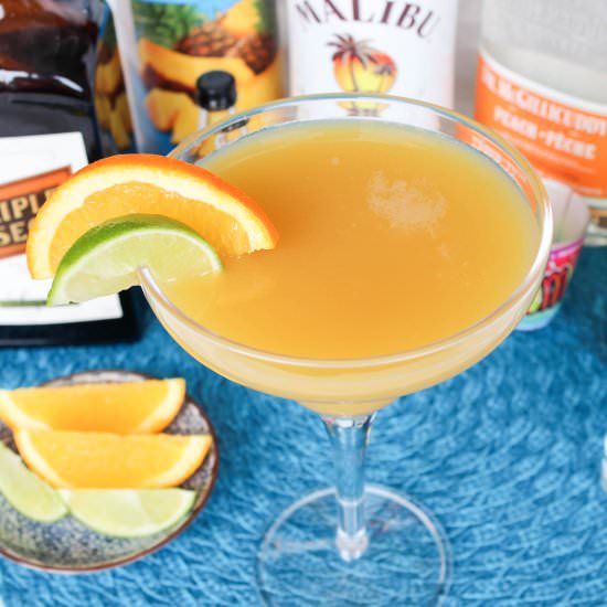 Sunny Pineapple Cocktail