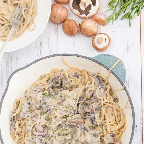Vegan One Pot Creamy Mushroom Pasta