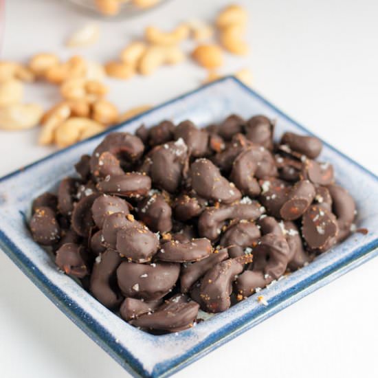 Sweet & Sea Salty Chocolate Cashews