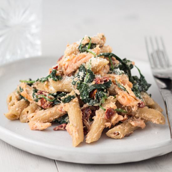 Pasta with Ricotta and Salmon