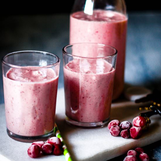 Cranberry and Apple Oats Smoothie